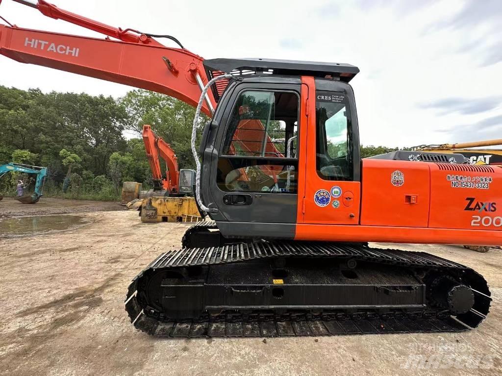 Hitachi ZX 200 Minikaivukoneet < 7t