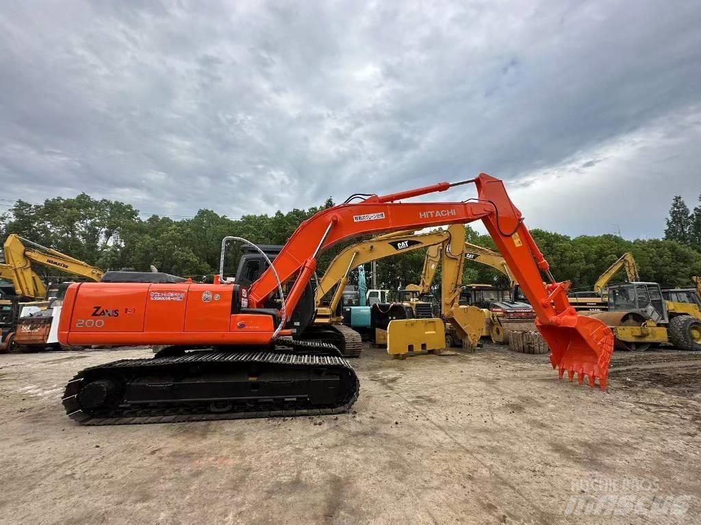 Hitachi ZX 200 Minikaivukoneet < 7t