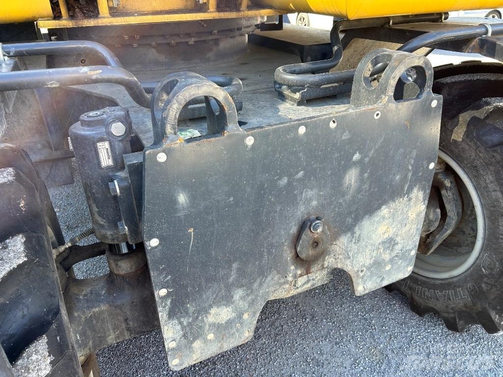 Komatsu PW148 -10 Pyöräkaivukoneet