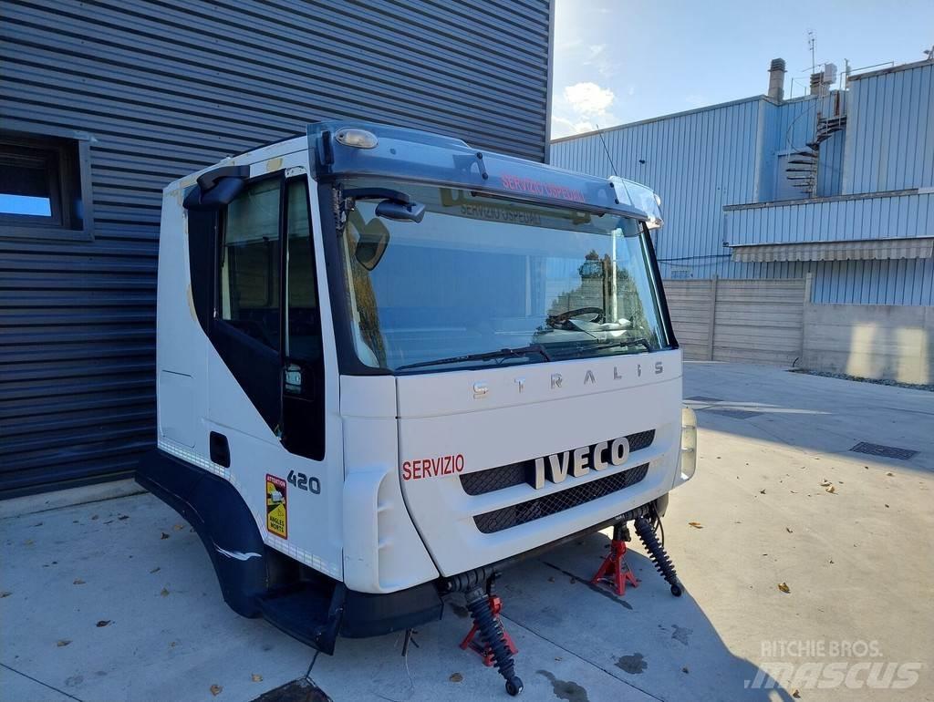 Iveco STRALIS AT Ohjaamot ja sisustat