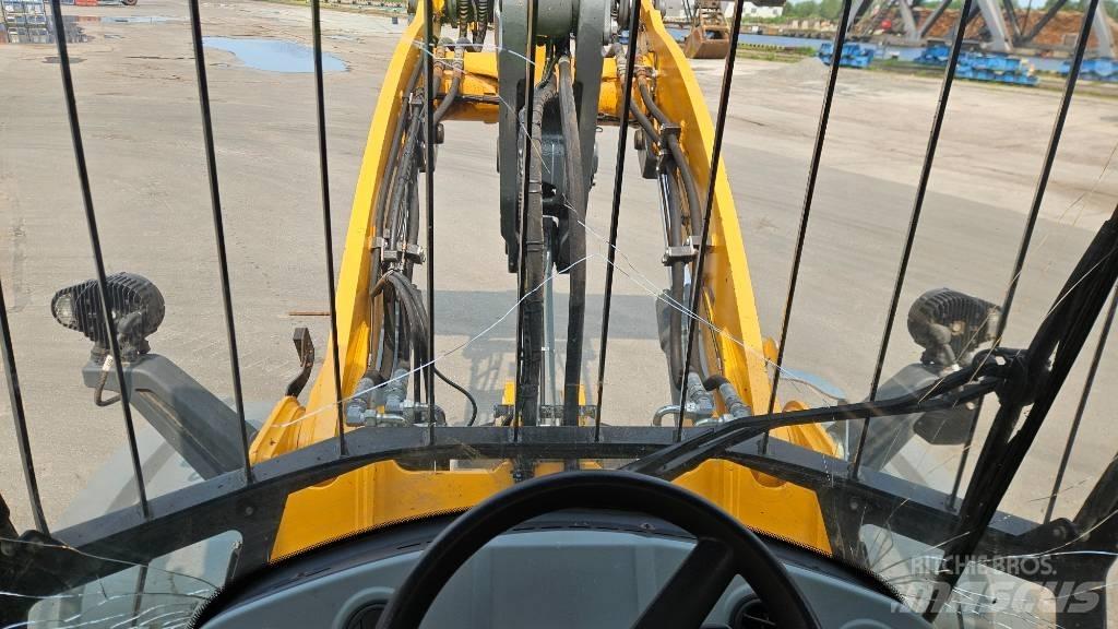 Liebherr L 550 Pyöräkuormaajat