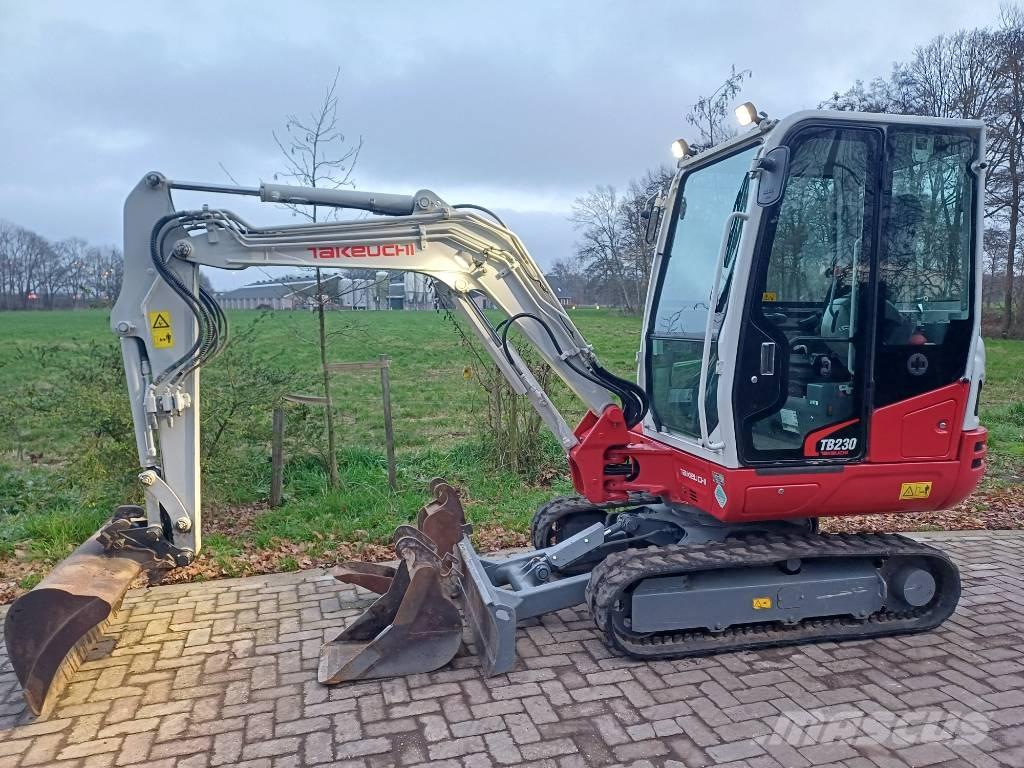 Takeuchi TB 230 Minikaivukoneet < 7t