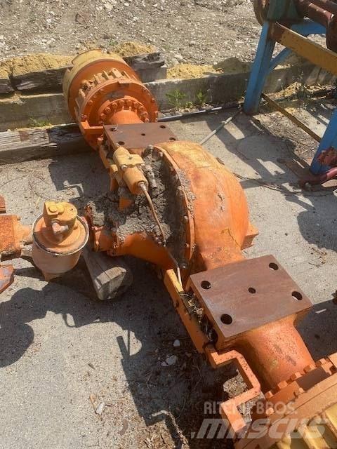 Fiat-Hitachi 350 Akselit