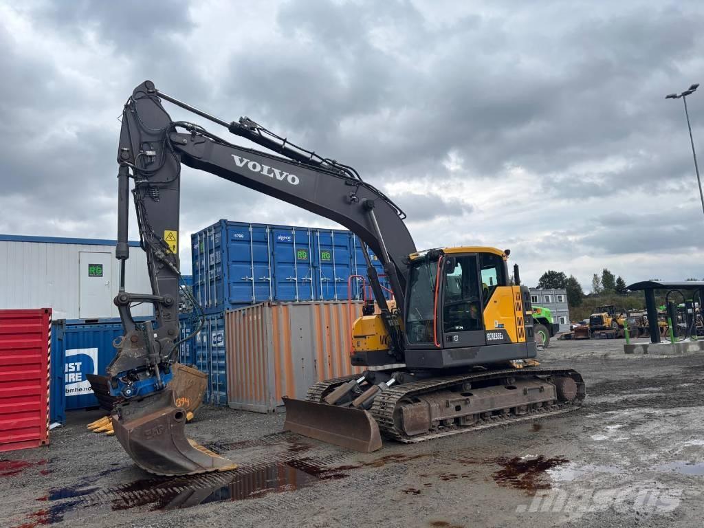 Volvo ECR 235 Telakaivukoneet