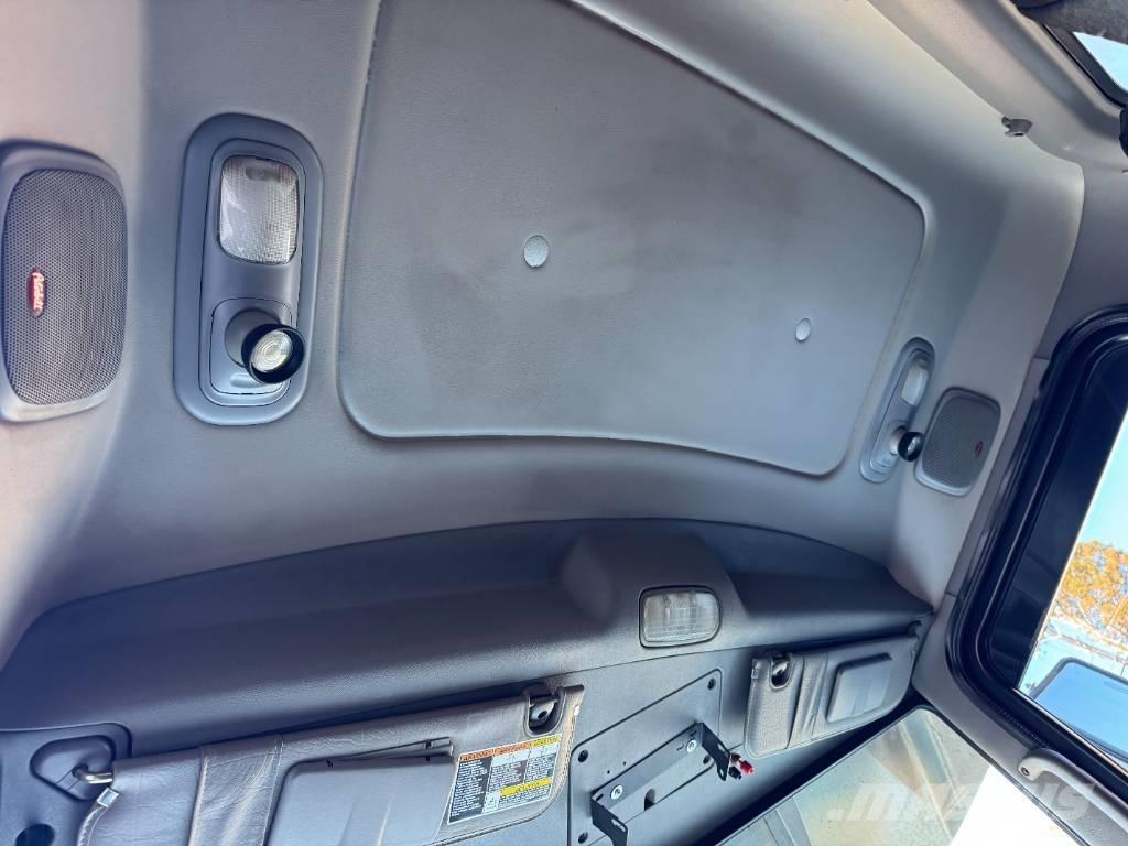 Peterbilt 389 Sora- ja kippiautot