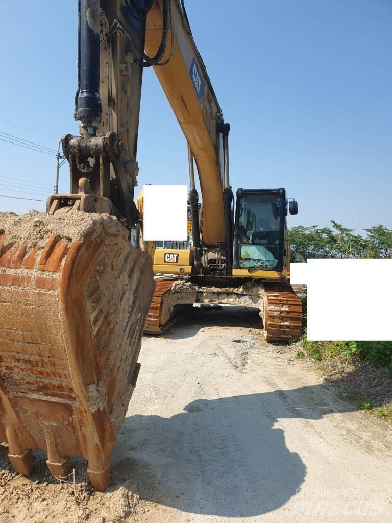 CAT 330F Telakaivukoneet