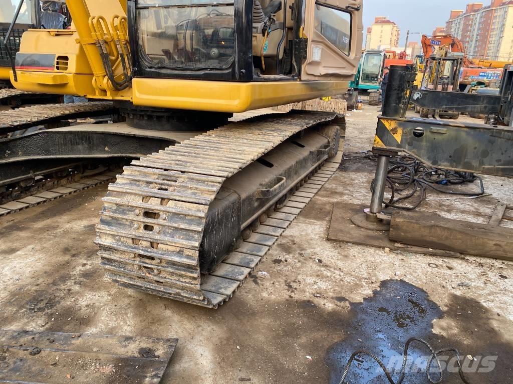 CAT 325 B L Telakaivukoneet