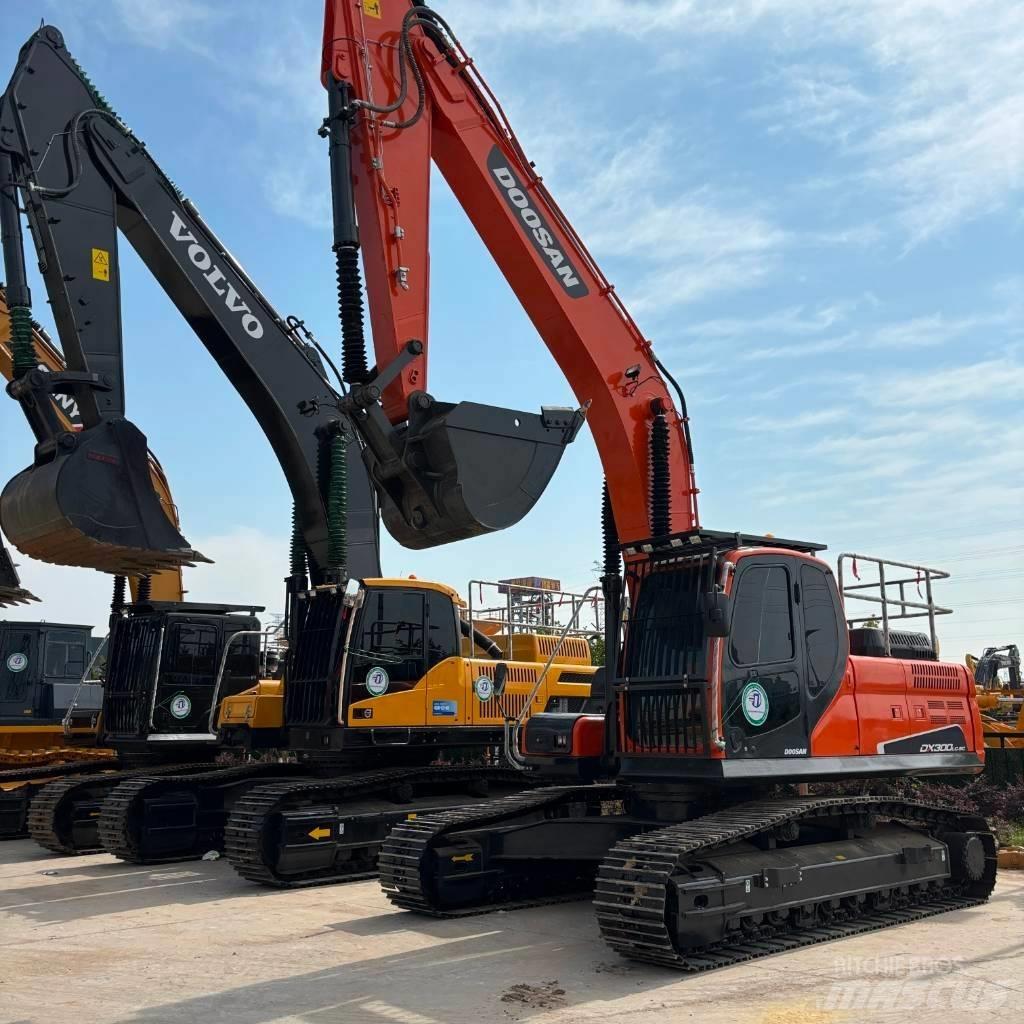 Doosan DX 300LC-9C Telakaivukoneet