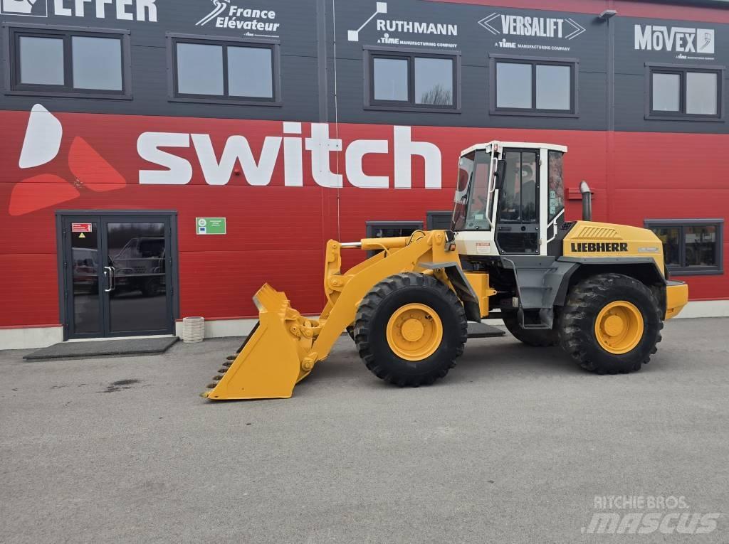 Liebherr L 522 Traktorit
