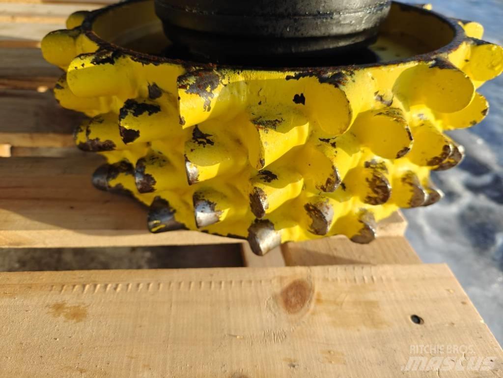 AFM 50 Hakkuupäät
