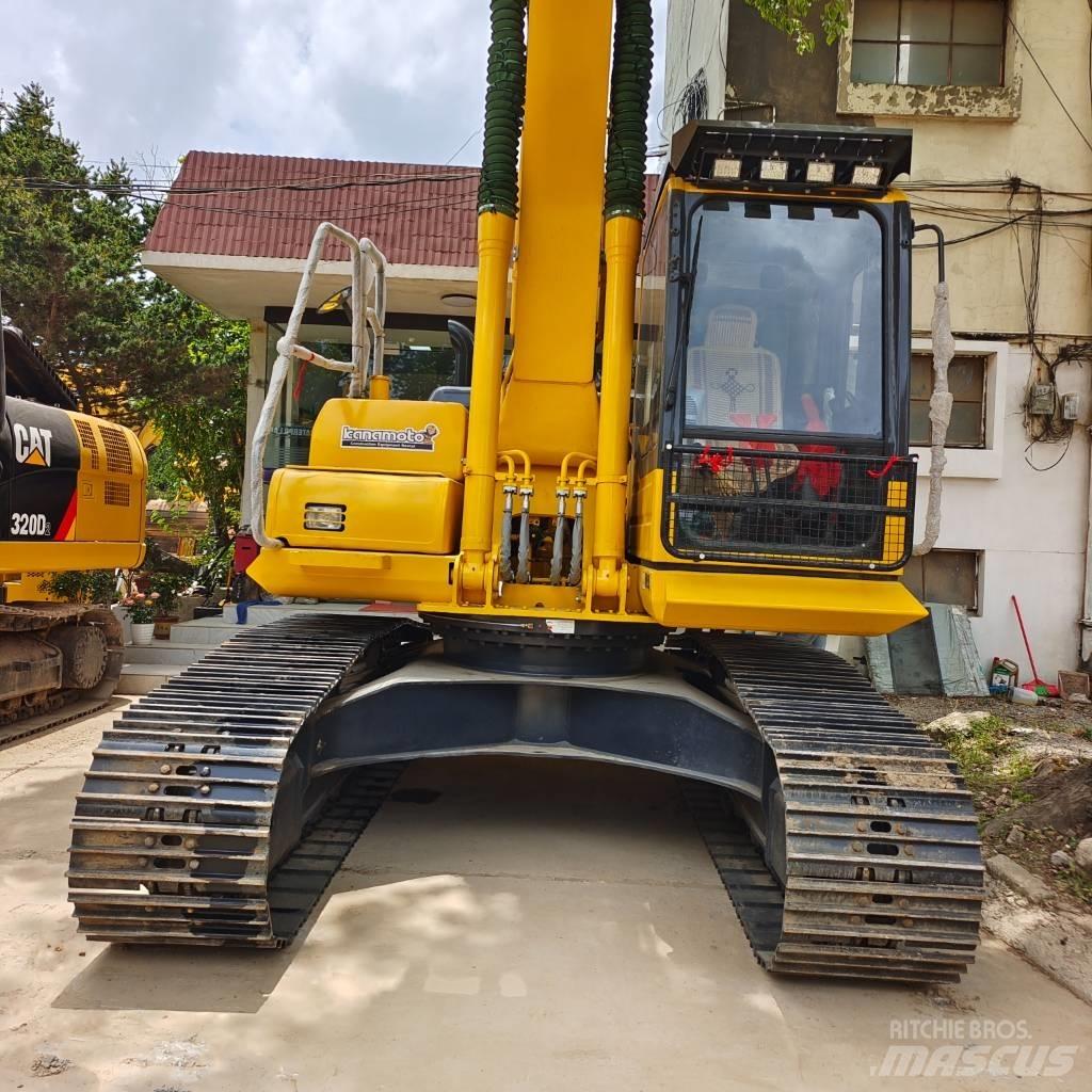 Komatsu PC 200 Telakaivukoneet