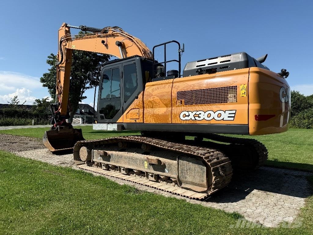 CASE CX 300 E Telakaivukoneet