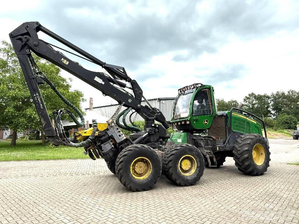 John Deere 1470 G Harvesterit