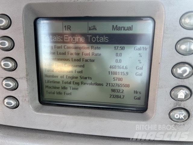CAT D11T Telaketjupuskutraktorit