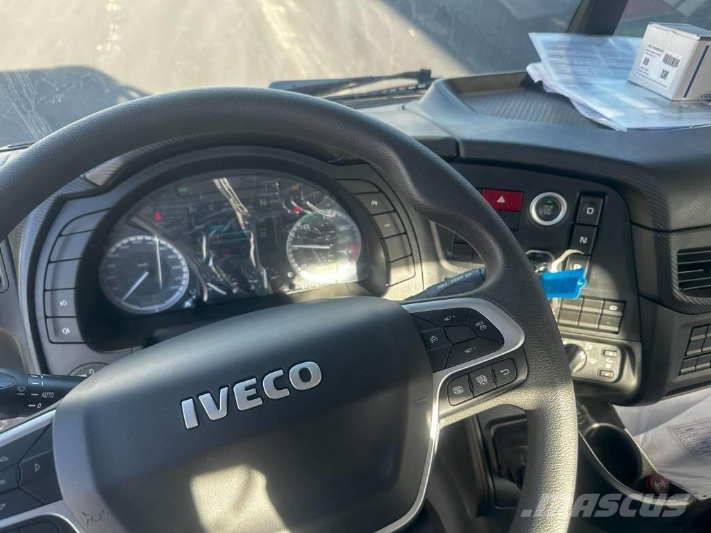 Iveco T-WAY 450 Nosturiautot