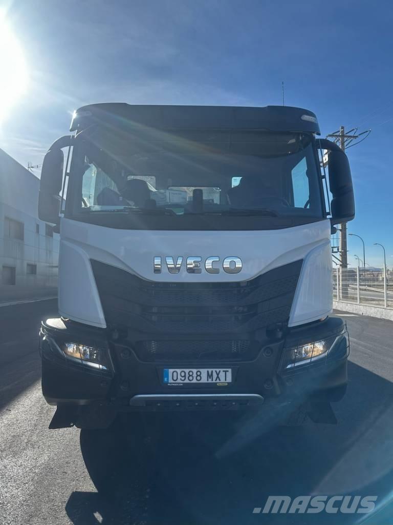 Iveco T-WAY 450 Nosturiautot