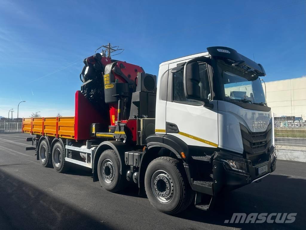 Iveco T-WAY 450 Nosturiautot