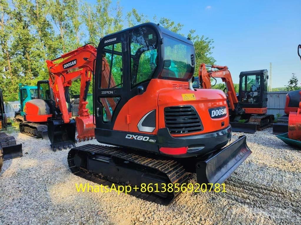 Doosan DX 60 Minikaivukoneet < 7t