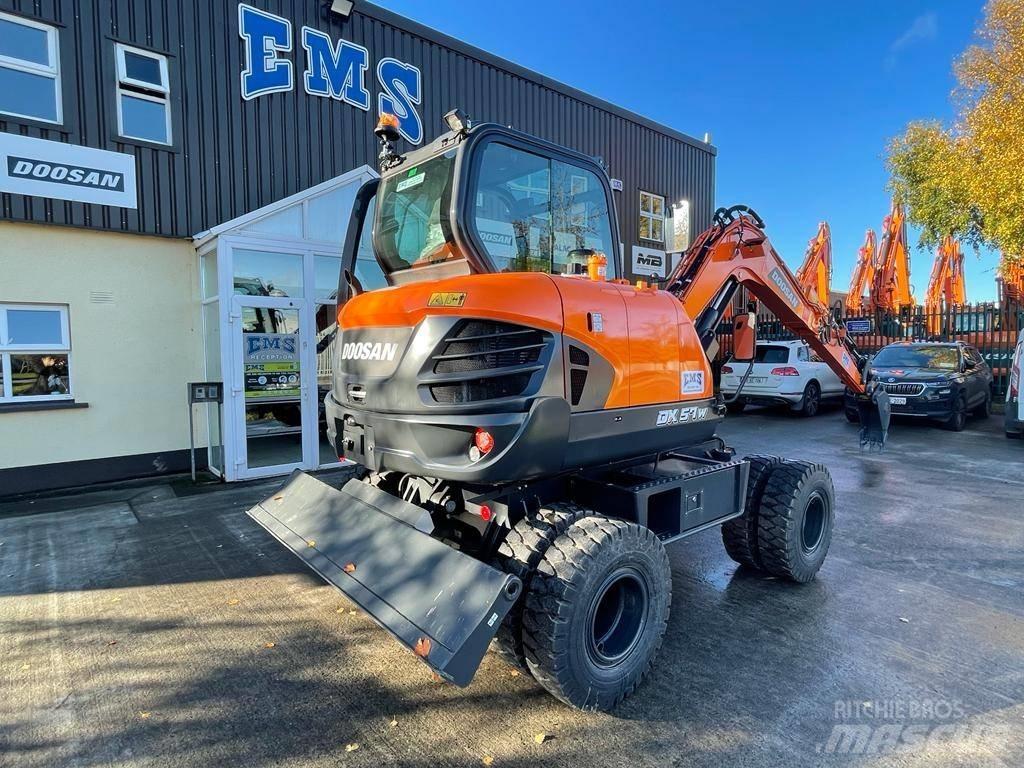 Doosan Dx57W-7 Pyöräkaivukoneet