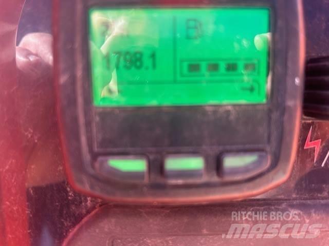 JLG 460 SJ Teleskooppipuominostimet
