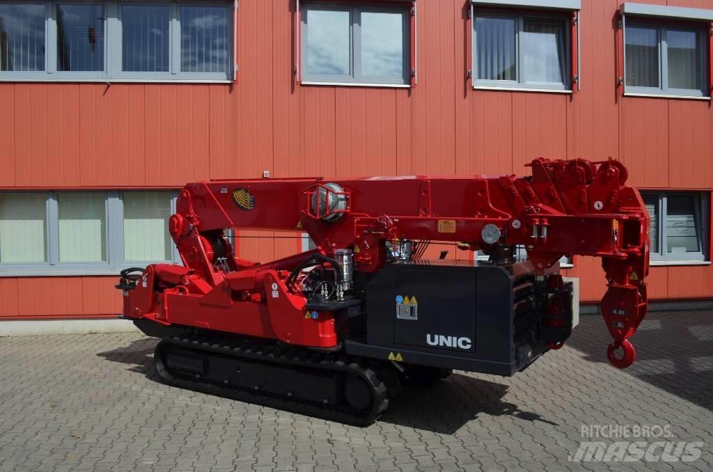 Unic URW-806 Tela-alustaiset nosturit