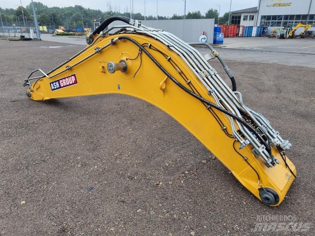 Liebherr R 906 ARM Puomit