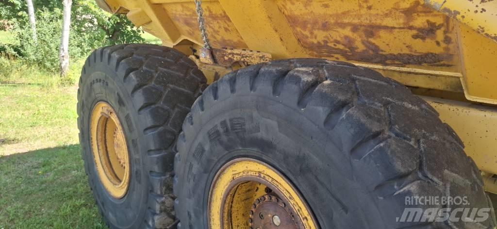 Bell B 30 E Dumpperit