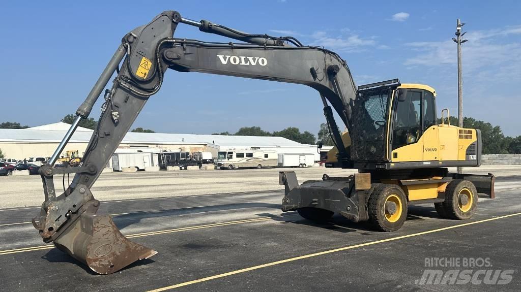 Volvo EW 210 C Pyöräkaivukoneet
