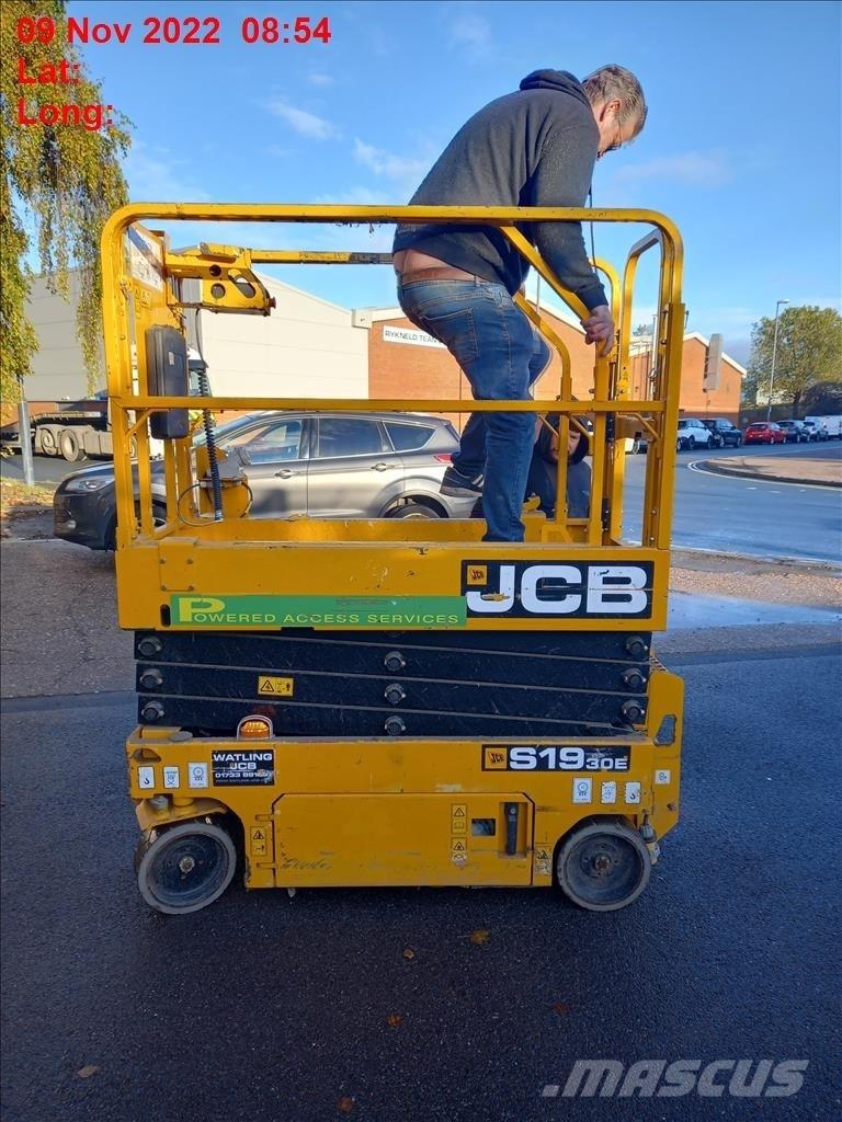 JCB 1930E Saksilavat