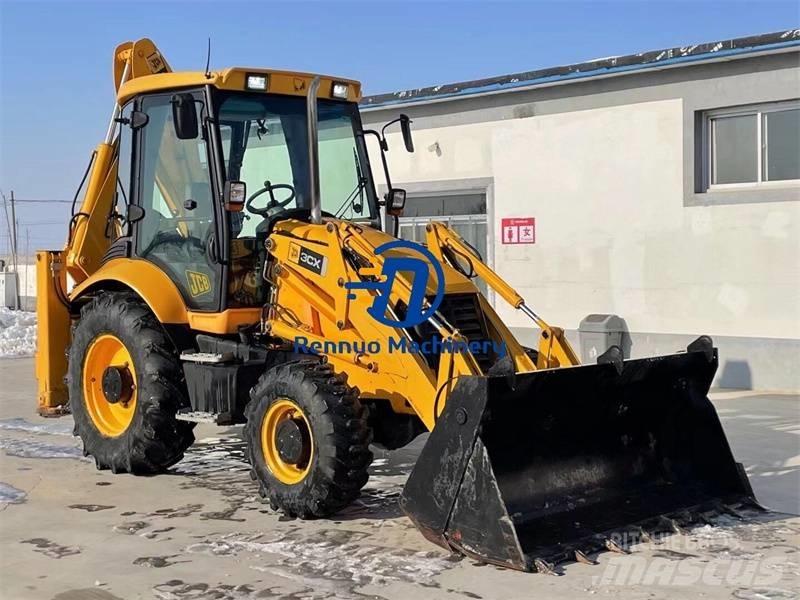 JCB 3 CX Kaivurikuormaajat