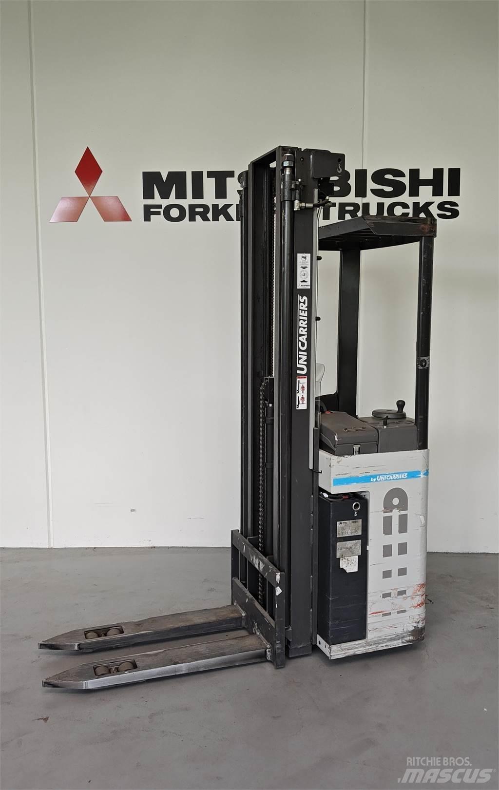 Atlet AJN/160SDT Lavansiirtotrukit ajotasolla