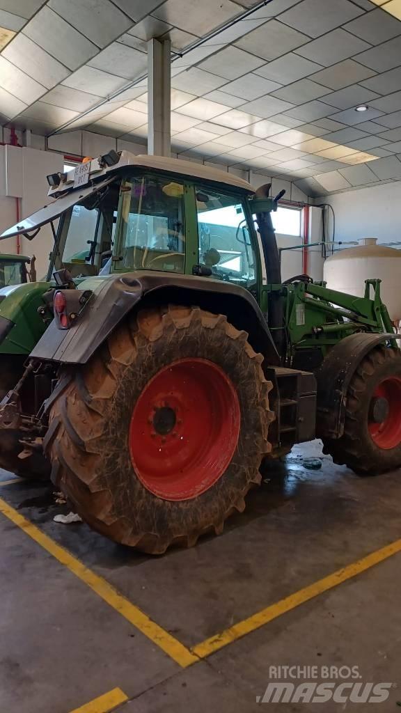 Fendt 714 Vario Traktorit