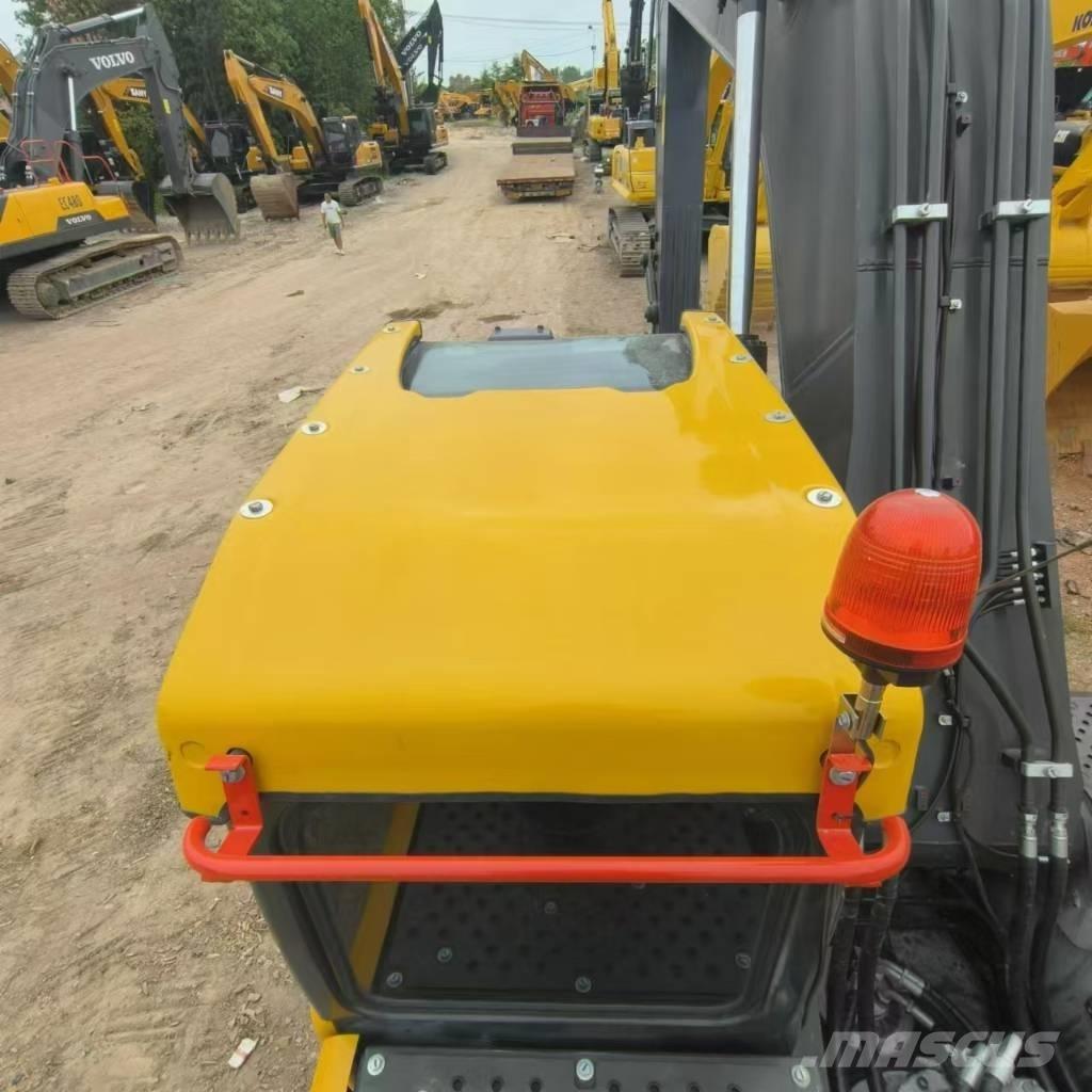 Volvo EC 240 Telakaivukoneet