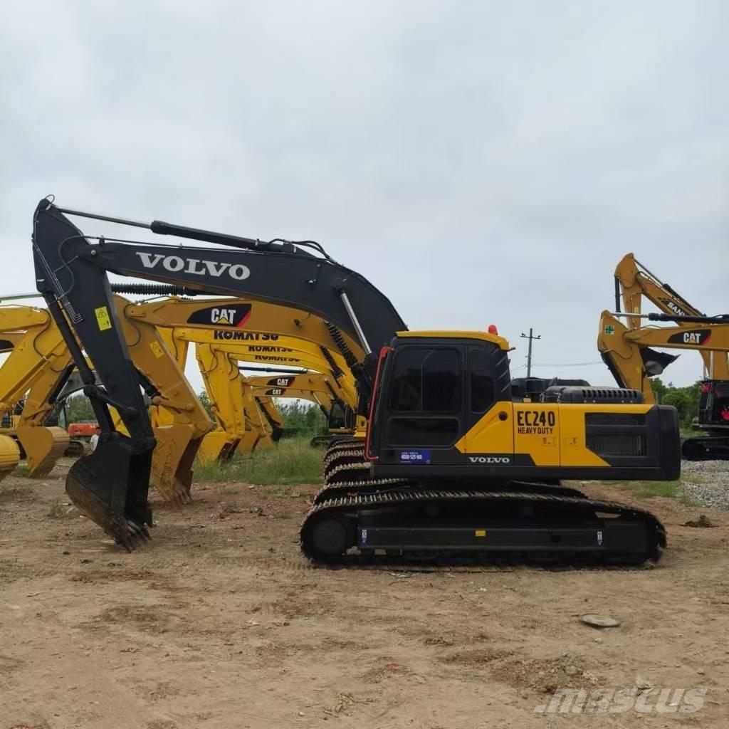 Volvo EC 240 Telakaivukoneet