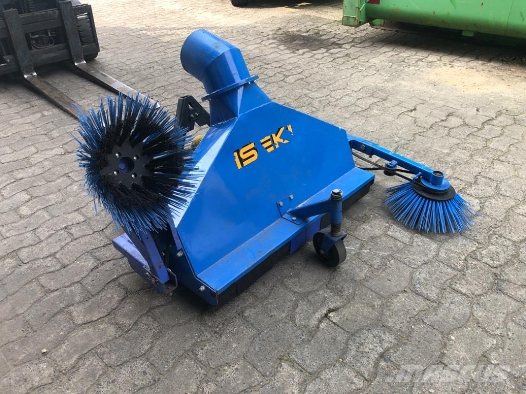 Iseki LS 100 Taajamatraktorien varusteet