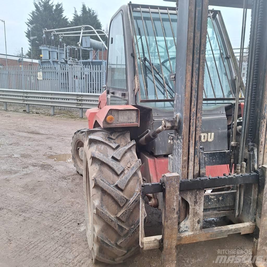 Manitou M 26.4 Maastotrukit