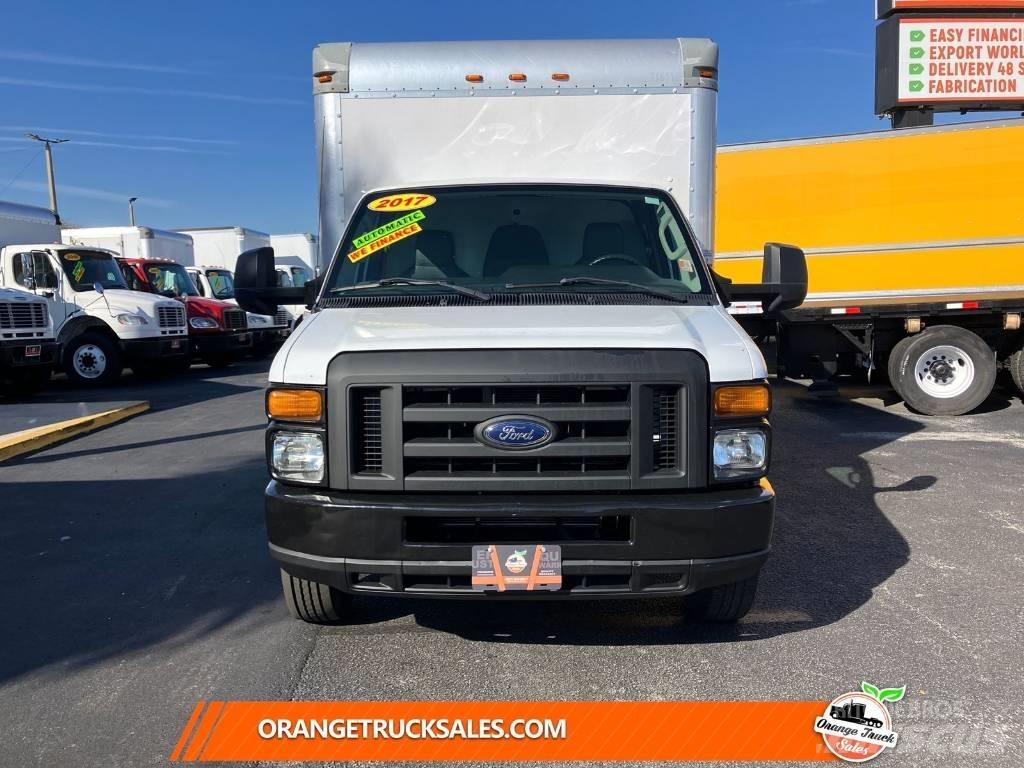 Ford E 350 SD Umpikorikuorma-autot
