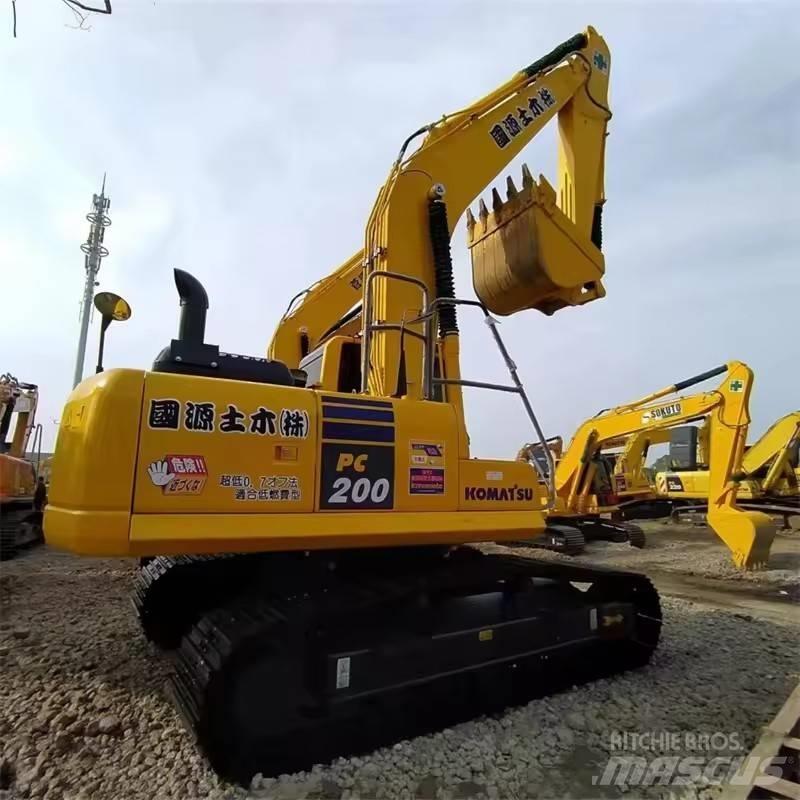 Komatsu PC 200 Telakaivukoneet
