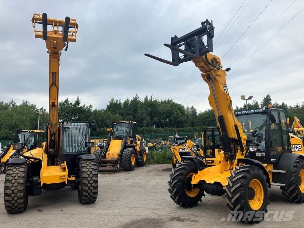 JCB TM320 Pienkuormaajat