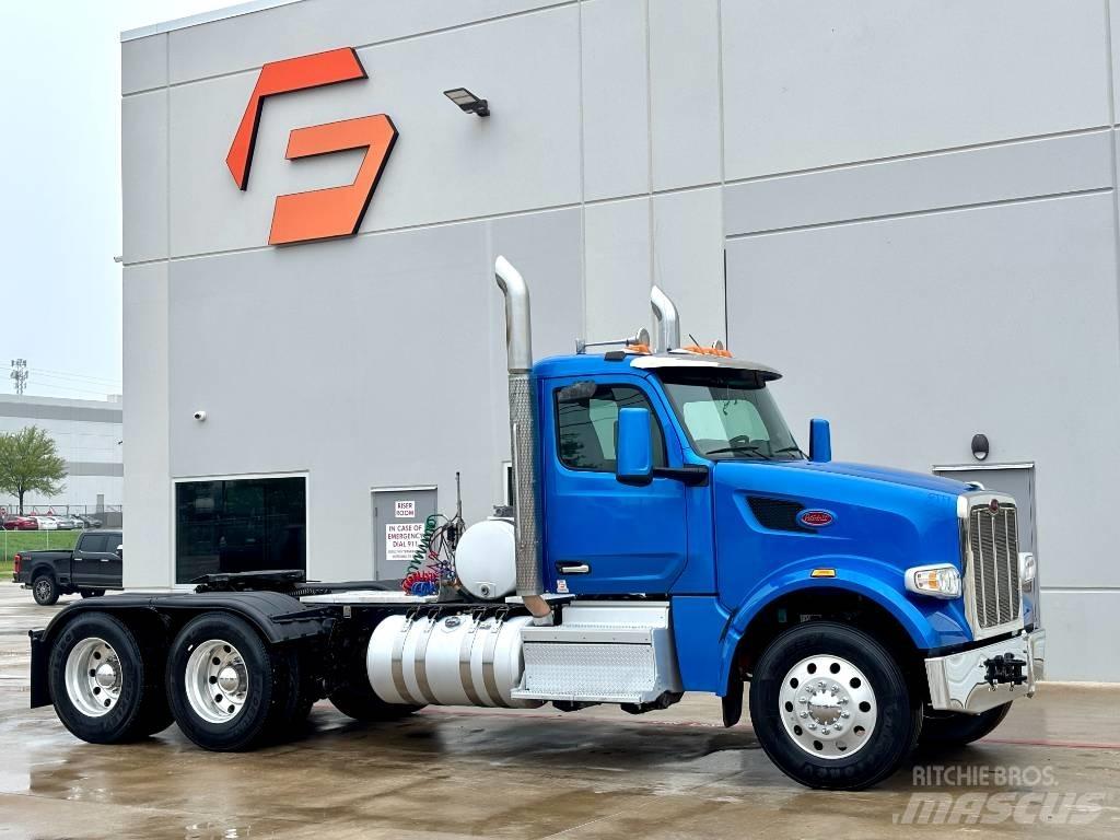 Peterbilt 567 Vetopöytäautot