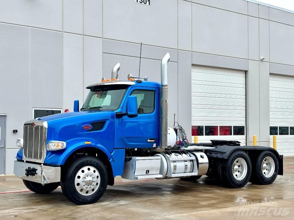 Peterbilt 567 Vetopöytäautot