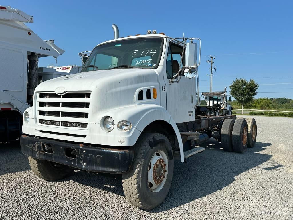 Sterling L 7500 Kuorma-autoalustat
