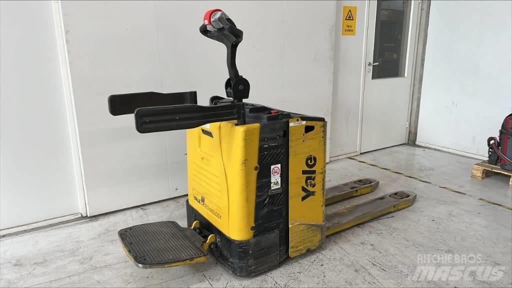 Yale MP20X Lavansiirtotrukit ajotasolla