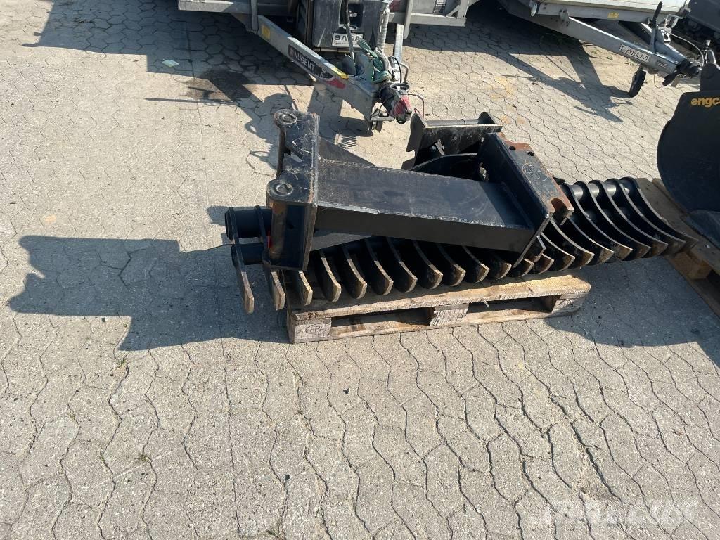 Takeuchi TB 260 Minikaivukoneet < 7t