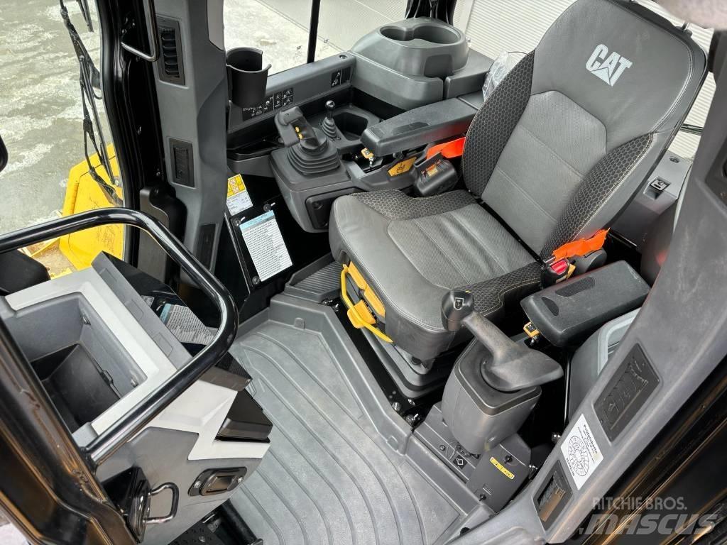 CAT D5-17 LGP Telaketjupuskutraktorit