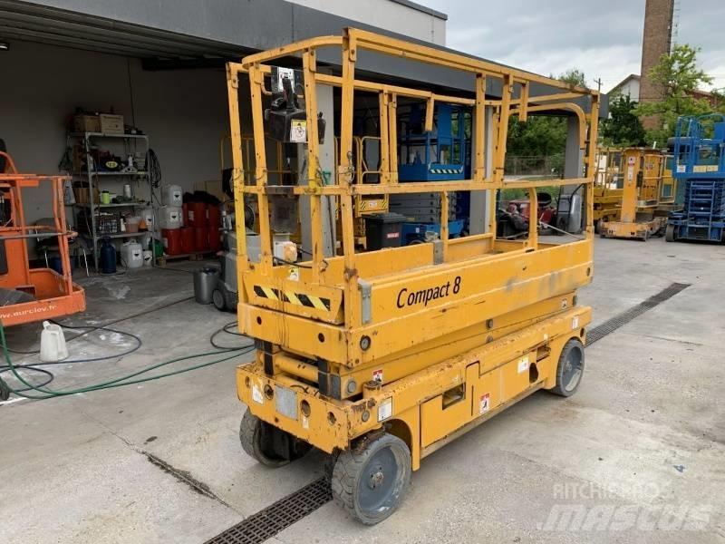 Haulotte Compact 8 Saksilavat