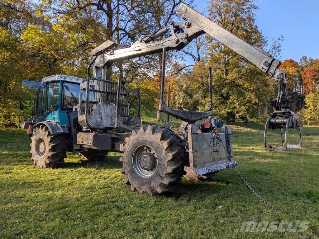 Pfanzelt Felix Kuormatraktorit