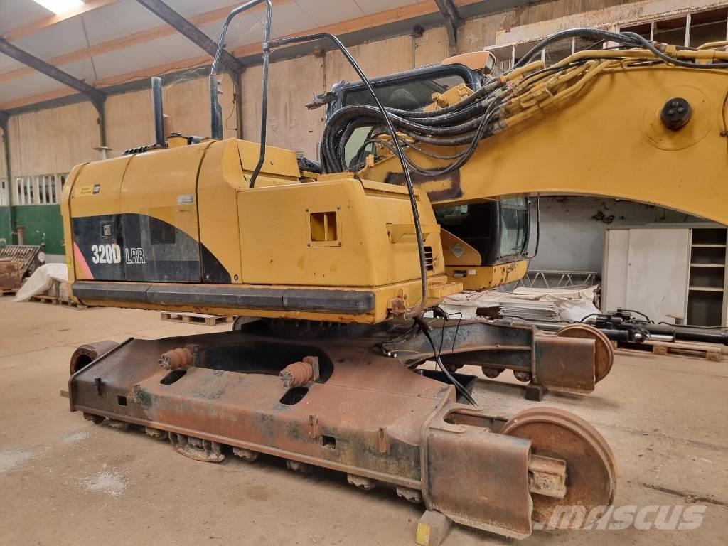 CAT 320 D FOR PARTS Telakaivukoneet