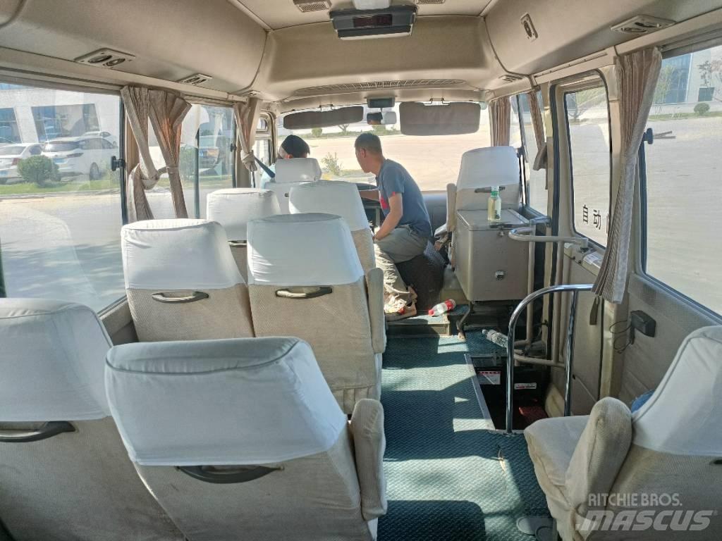 Toyota Coaster Linjaliikennebussit