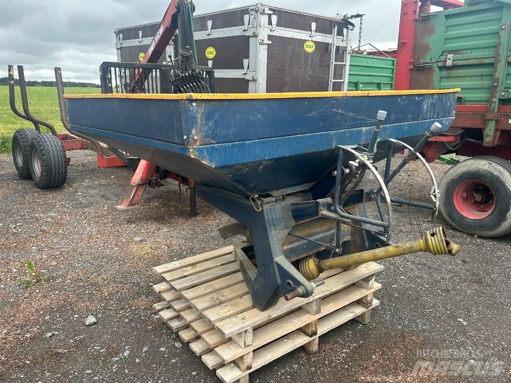 Bogballe BL600 Lannoitteenlevittimet